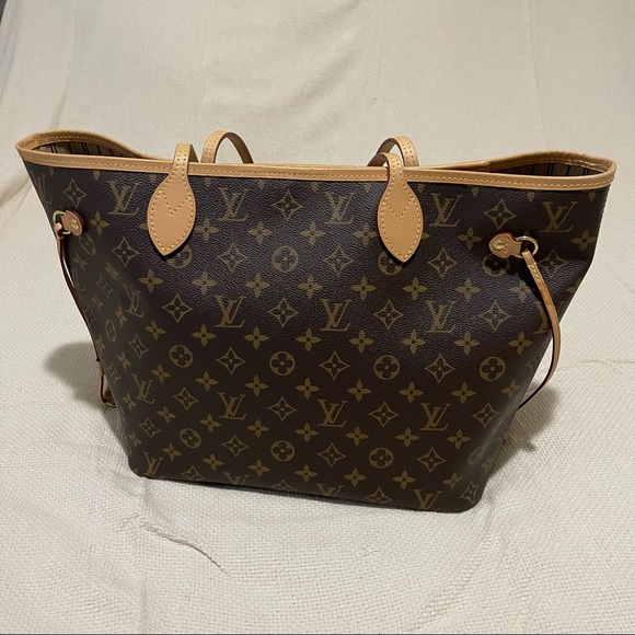 Louis Vuitton Handbags - Authentic LV Neverfull MM